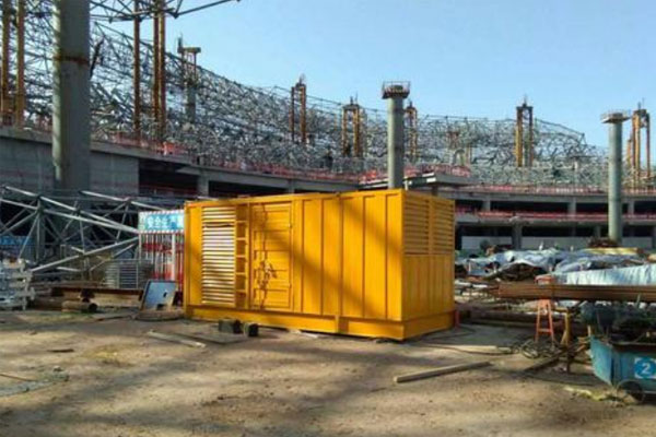 通化发电机出租如何判断空气滤清器是否需要更换？