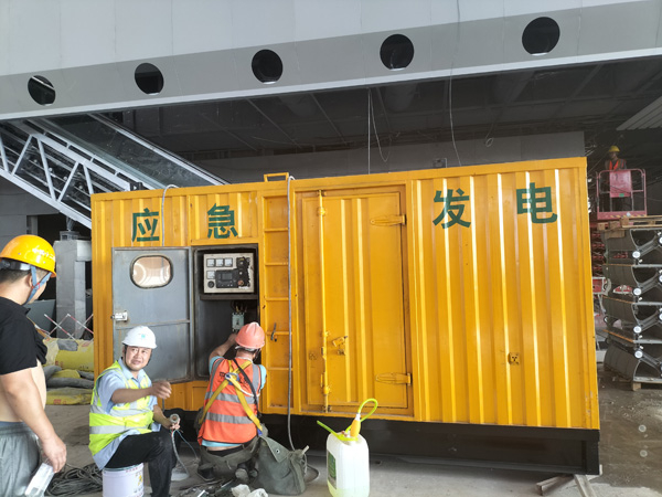通化怎样判断空气滤清器是否需要更换？