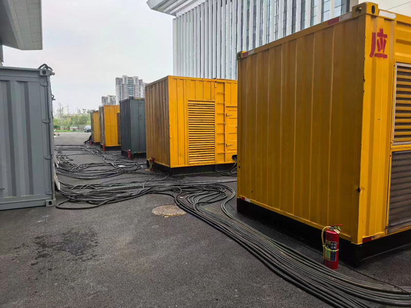 通化柴油发电机组冬季保养有哪些注意事项？